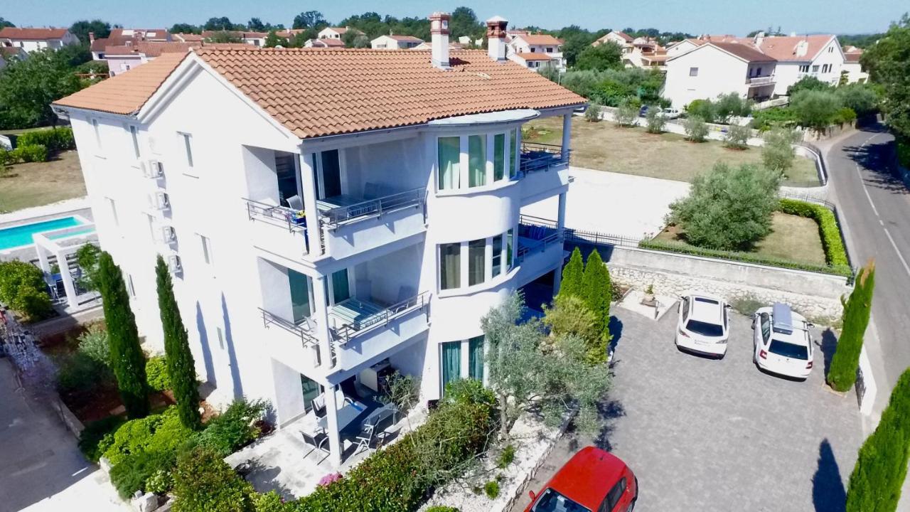 Apartments Kovacic Malinska Exterior foto